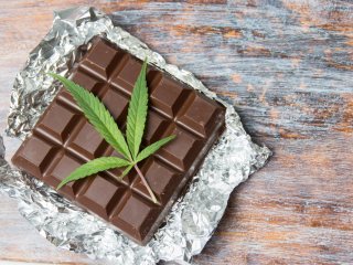 Marijuana leaf with chocolate pieces