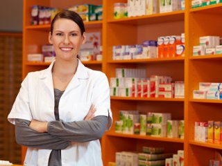 Discover a Career as a Pharmacy Technician 